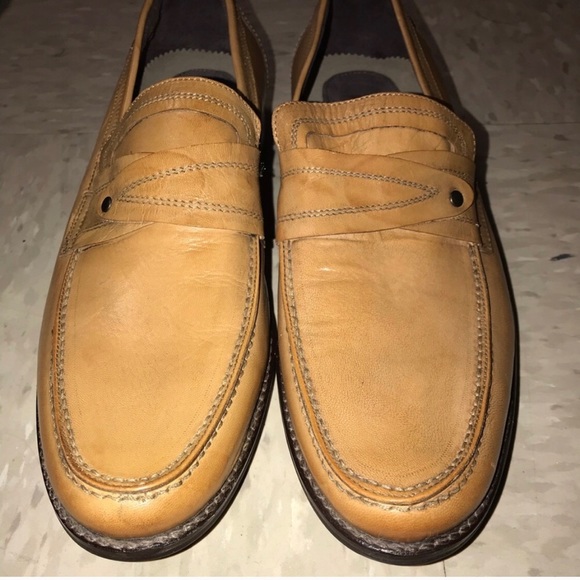 Kenneth Cole Reaction Tan Loafers